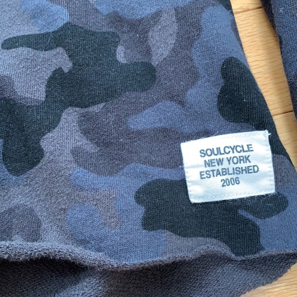 Soulcycle Sweatshirt XS - Picture 3 of 4